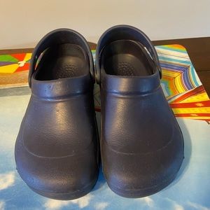 Crocs unisex ESD working shoe